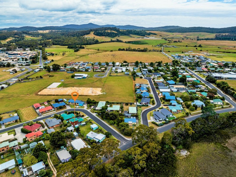 2/1 Heather Place, St Helens TAS 7216