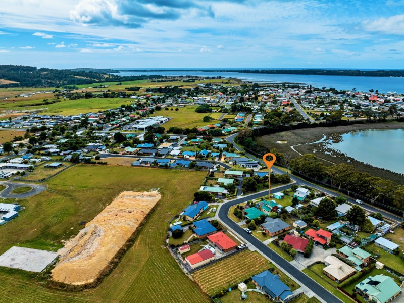 2/1 Heather Place, St Helens TAS 7216