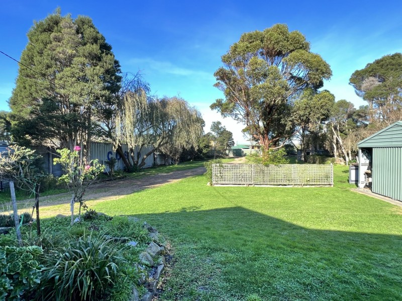 22 Dune Street, Scamander TAS 7215