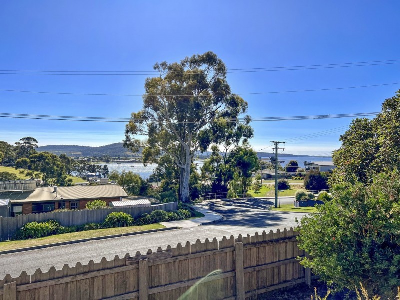 4 Cobrooga Drive, St Helens TAS 7216