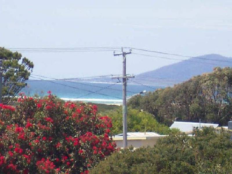 98 Scamander Avenue, Scamander TAS 7215
