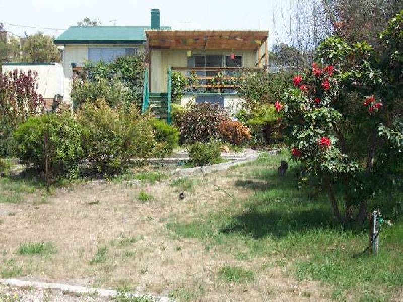 98 Scamander Avenue, Scamander TAS 7215