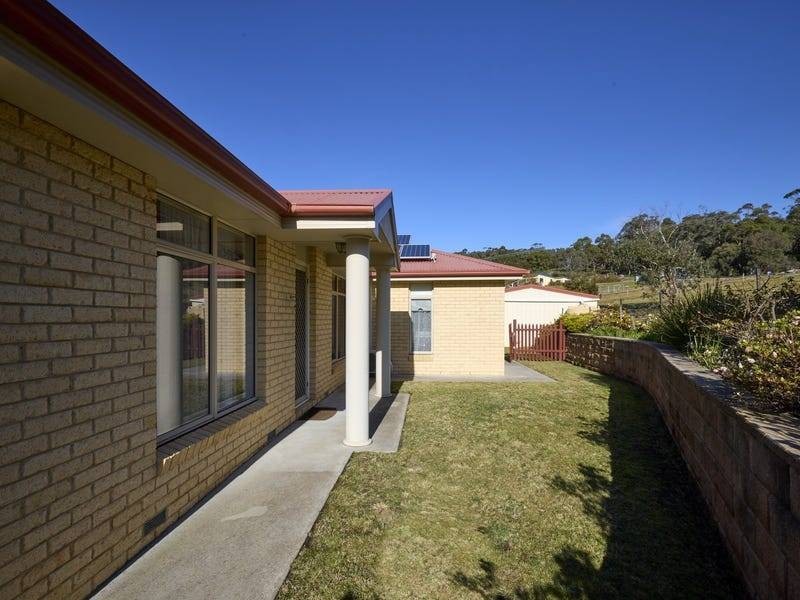 4 Lehner Crescent, Bicheno TAS 7215