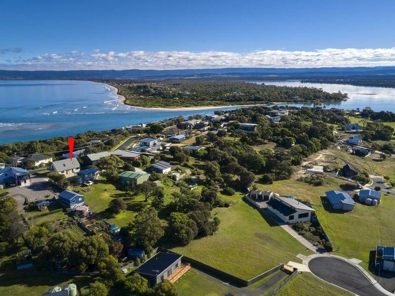119 Swanwick Drive, Coles Bay TAS 7215