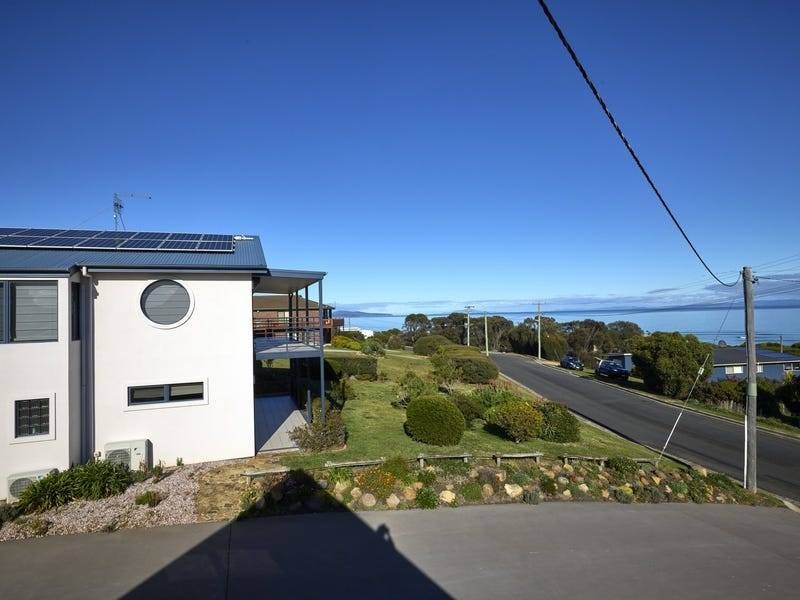 119 Swanwick Drive, Coles Bay TAS 7215