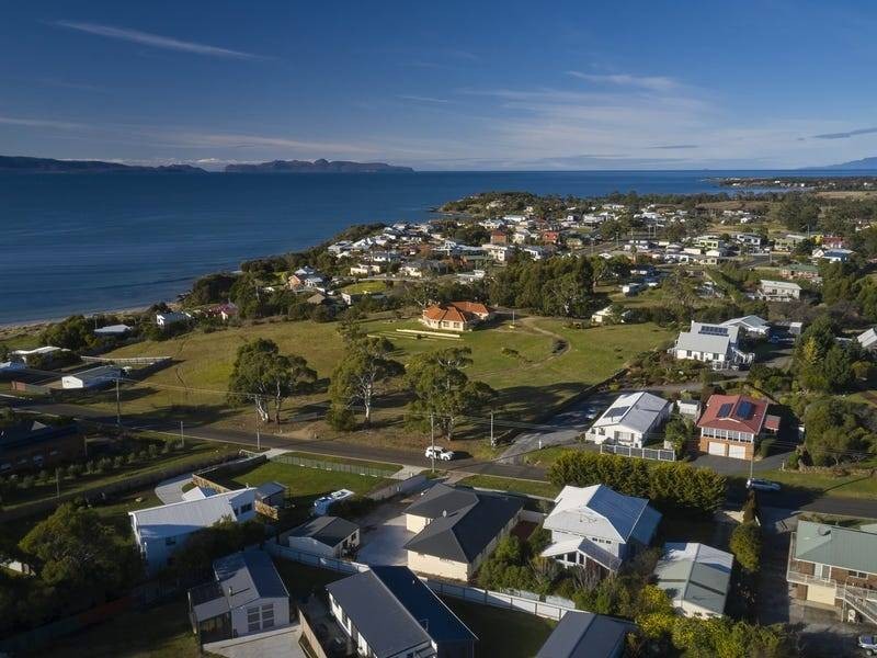 35 Gordon Street, Swansea TAS 7190