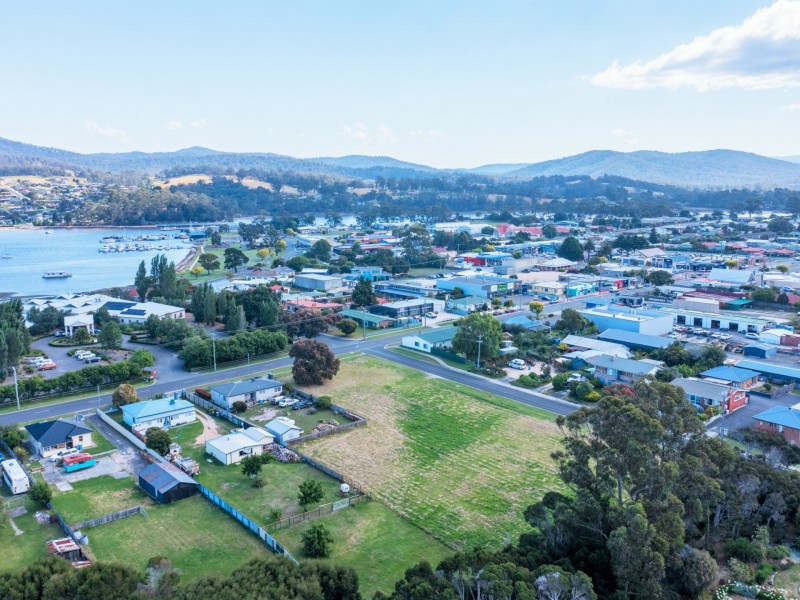16 Quail Street, St Helens TAS 7216