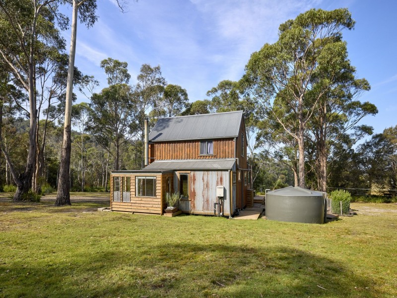 299 Rosedale Road, Bicheno TAS 7215