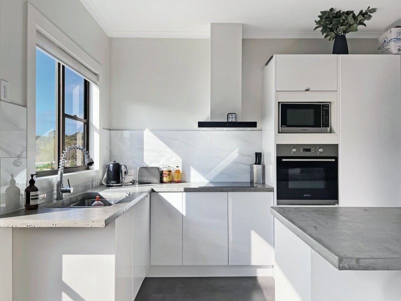 7 Halcyon Grove, St Helens TAS 7216