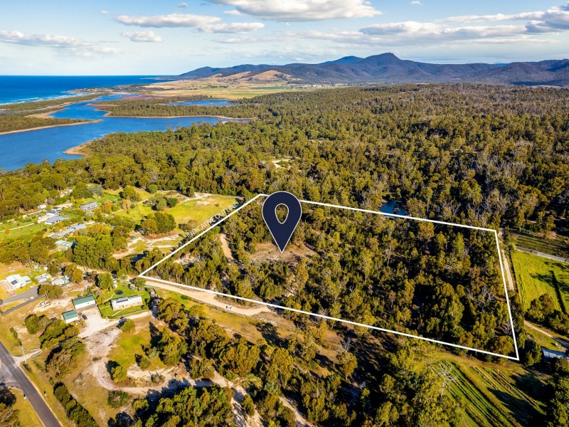33 Upper Scamander Road, Scamander TAS 7215
