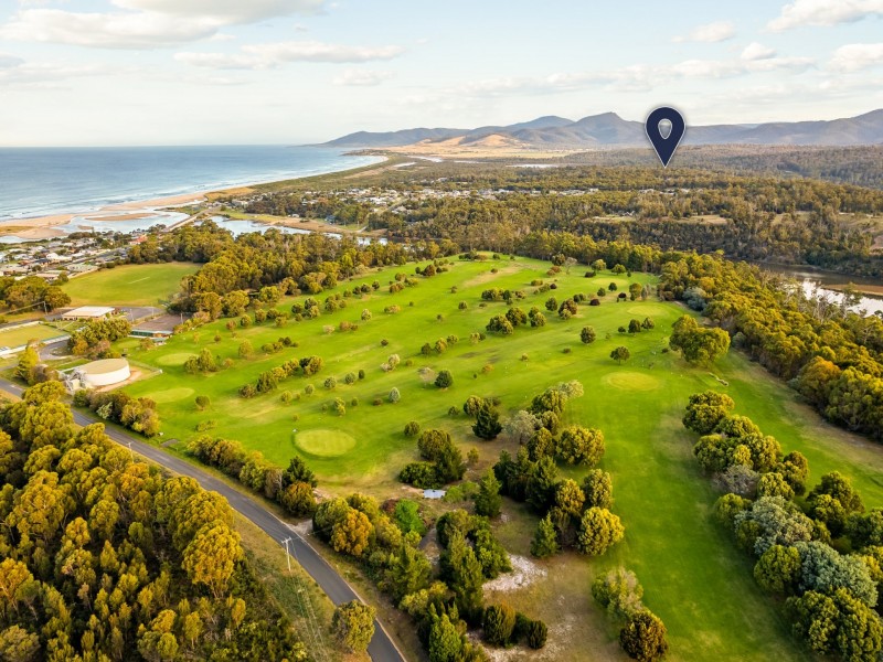 33 Upper Scamander Road, Scamander TAS 7215