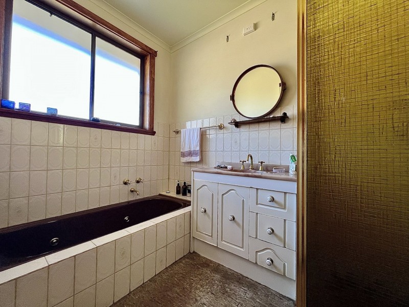 24752 Tasman Highway, St Helens TAS 7216