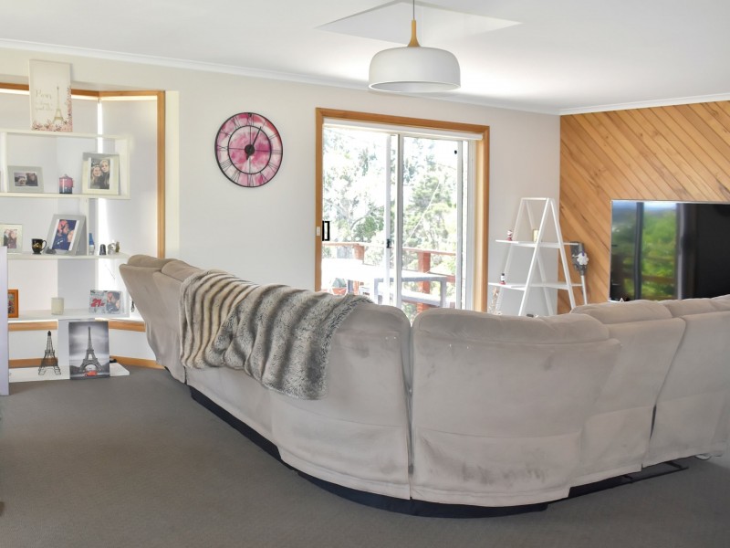 5 Lawry Heights, St Helens TAS 7216
