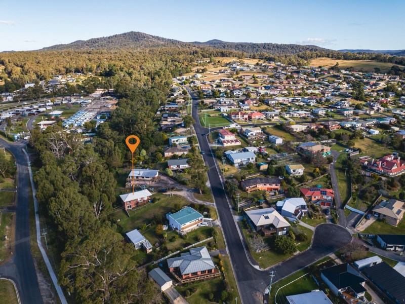 5 Lawry Heights, St Helens TAS 7216