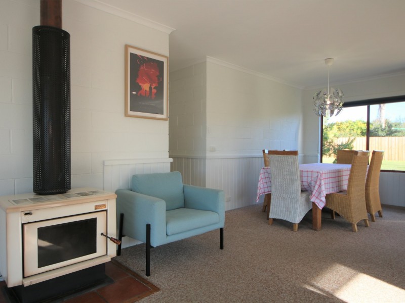 11 Lindsay Parade, St Helens TAS 7216