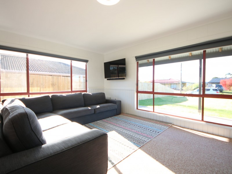 11 Lindsay Parade, St Helens TAS 7216