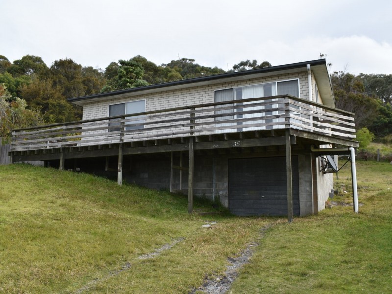 35 Murray Street, Bicheno TAS 7215
