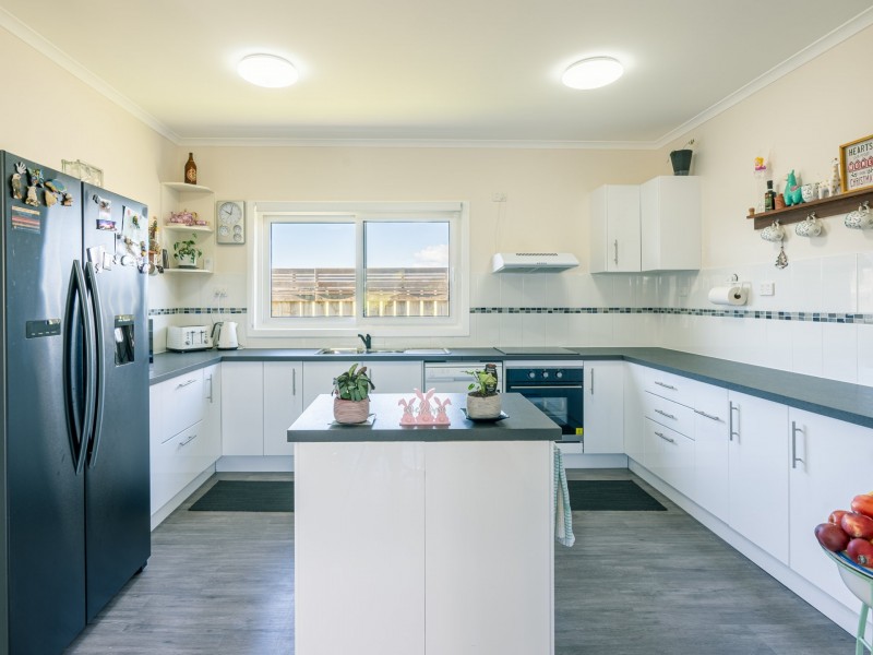 13 Annabel Drive, St Helens TAS 7216