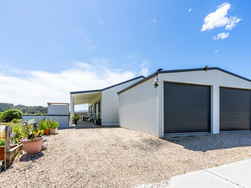 13 Annabel Drive, St Helens TAS 7216
