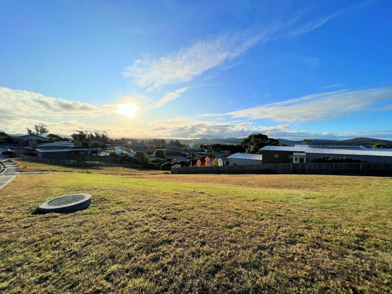 24 Cobrooga Drive, St Helens TAS 7216