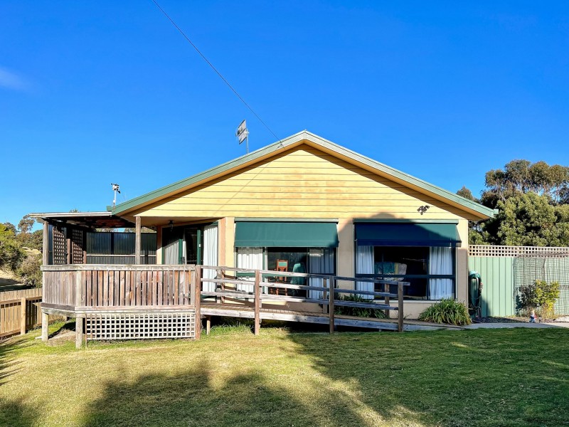 2 Long Hill Place, St Helens TAS 7216