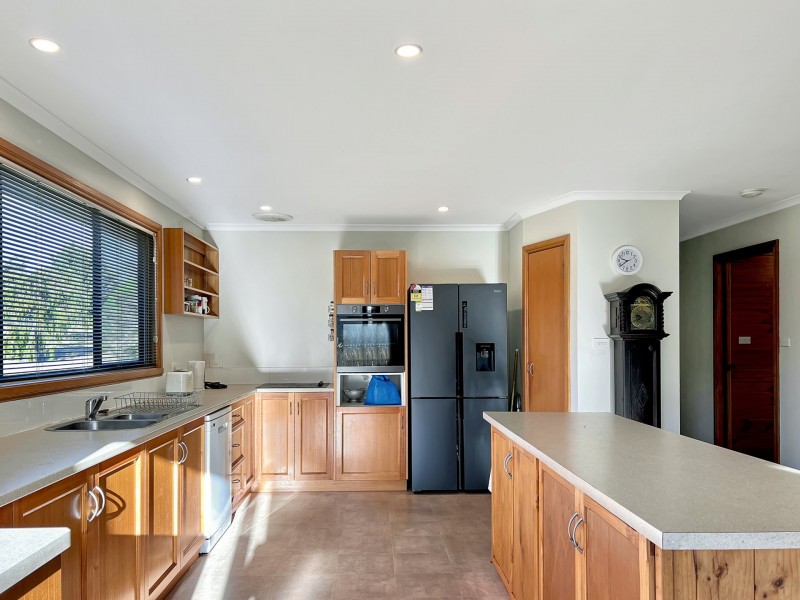 2 Long Hill Place, St Helens TAS 7216