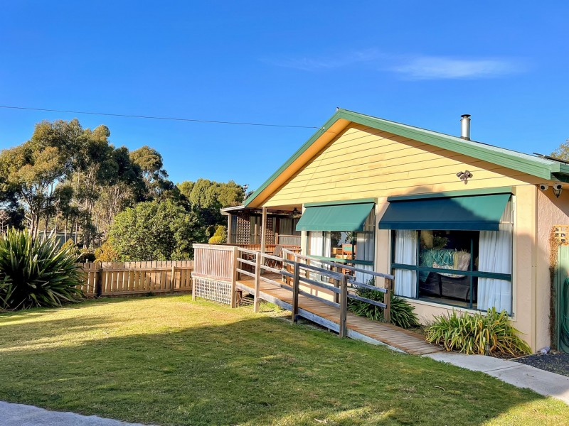 2 Long Hill Place, St Helens TAS 7216