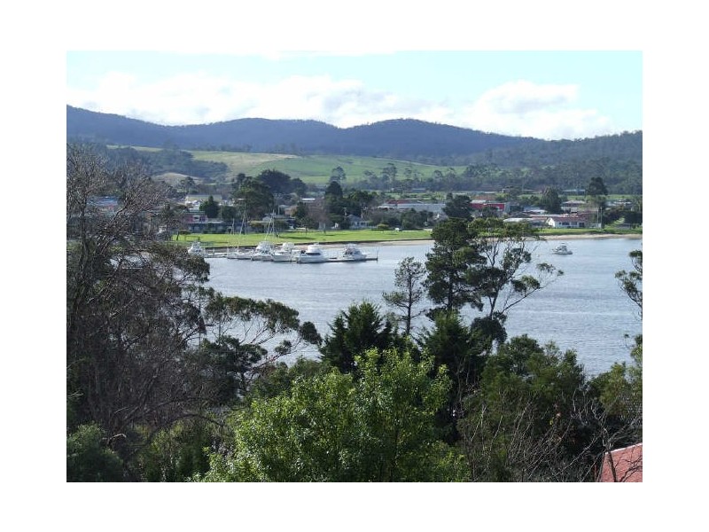 11 Homer Street, St Helens TAS 7216