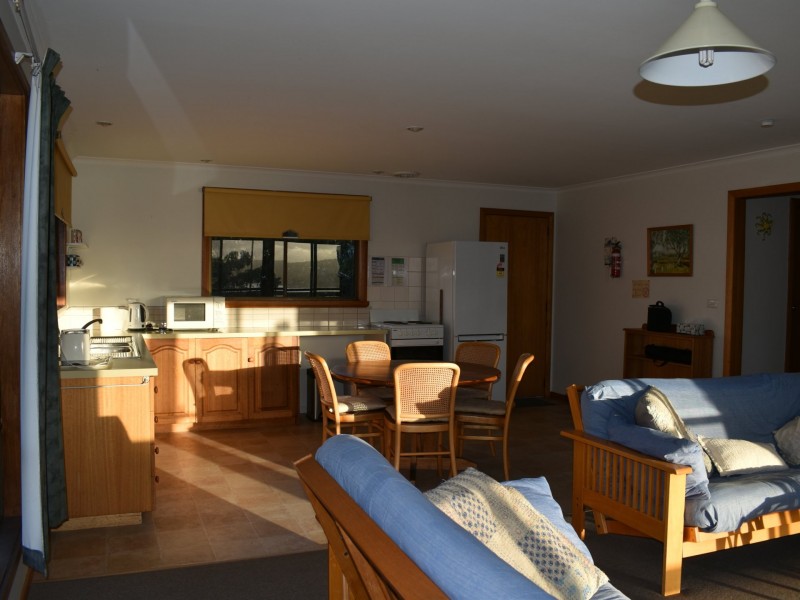 13 Beven Heights, Binalong Bay TAS 7216
