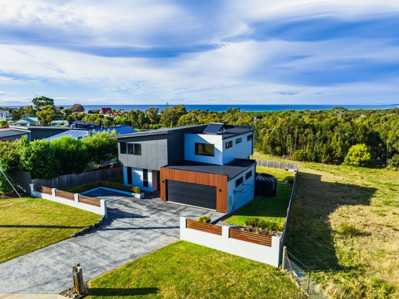 5 Albatross Grove, Scamander TAS 7215