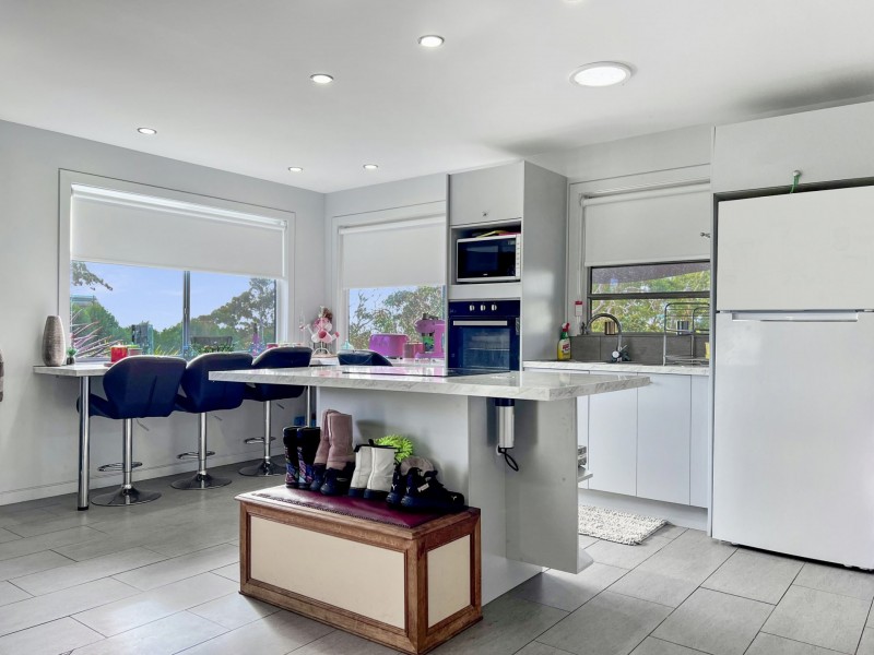 11 Hilltop Drive, Binalong Bay TAS 7216