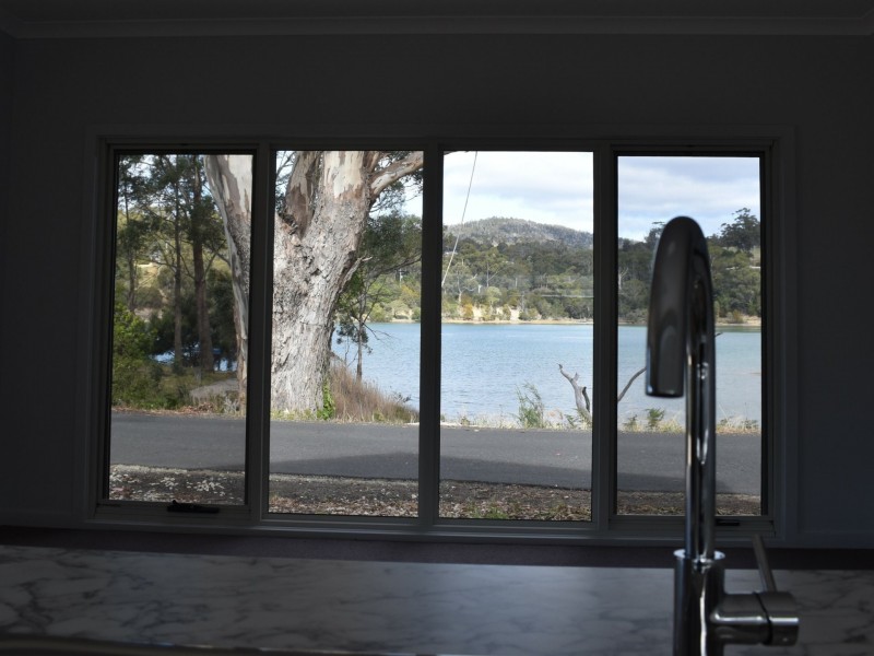 16 Medeas Cove Esplanade, St Helens TAS 7216
