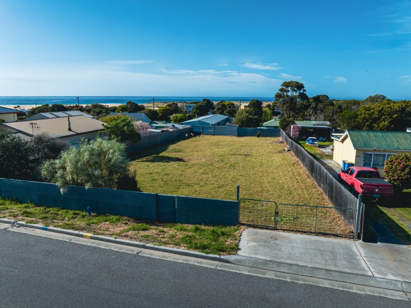 191 Scamander Avenue, Scamander TAS 7215