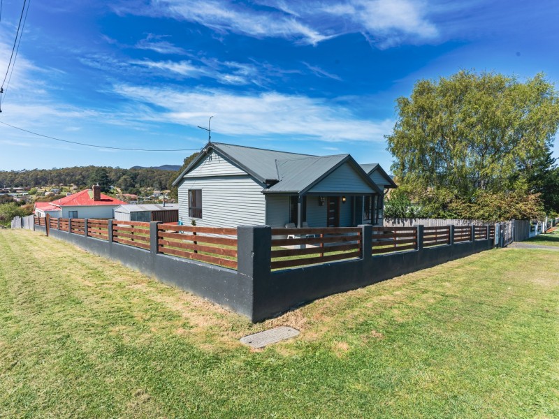 9 Cameron Street, St Marys TAS 7215