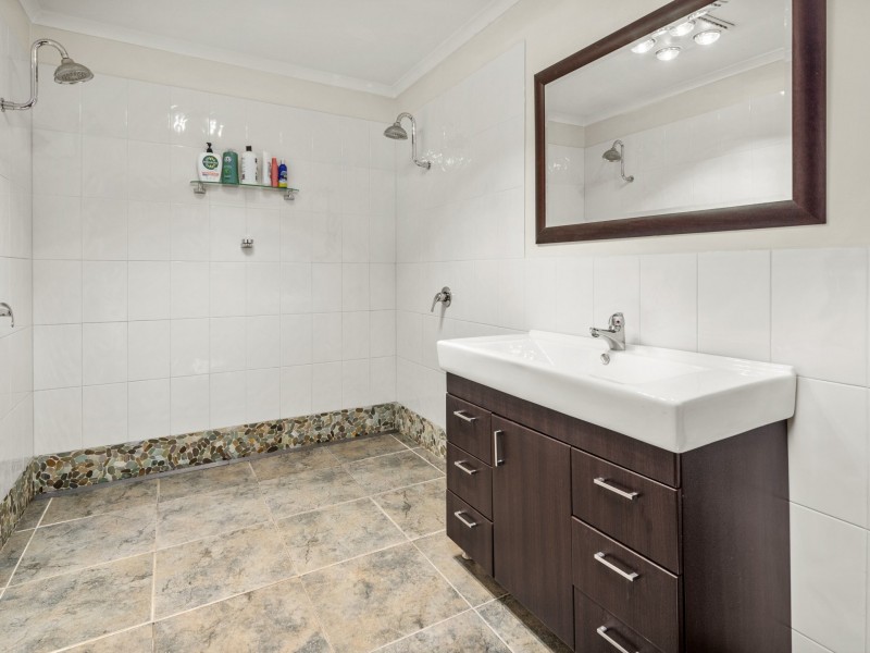 2002 Coles Bay Road, Coles Bay TAS 7215