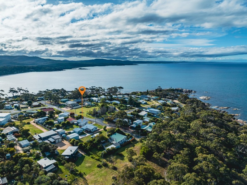 9 Reserve Street, Binalong Bay TAS 7216