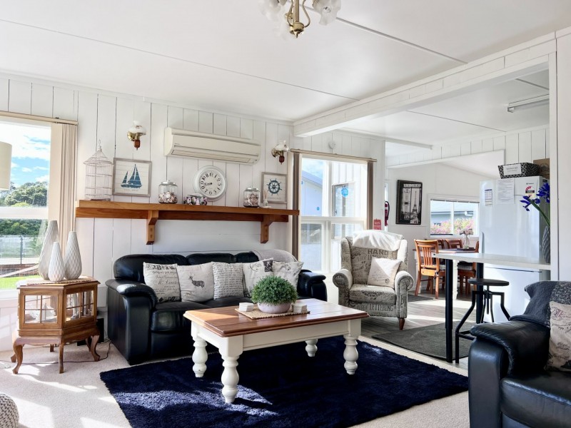 9 Reserve Street, Binalong Bay TAS 7216