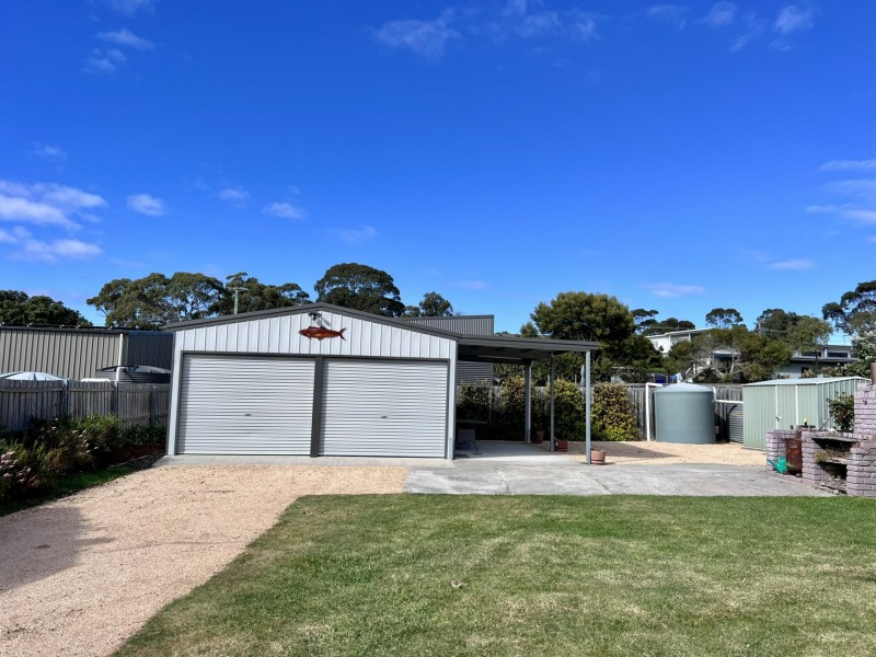 9 Reserve Street, Binalong Bay TAS 7216