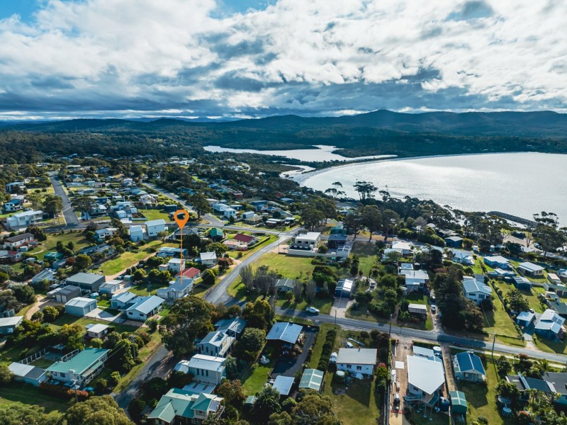 9 Reserve Street, Binalong Bay TAS 7216