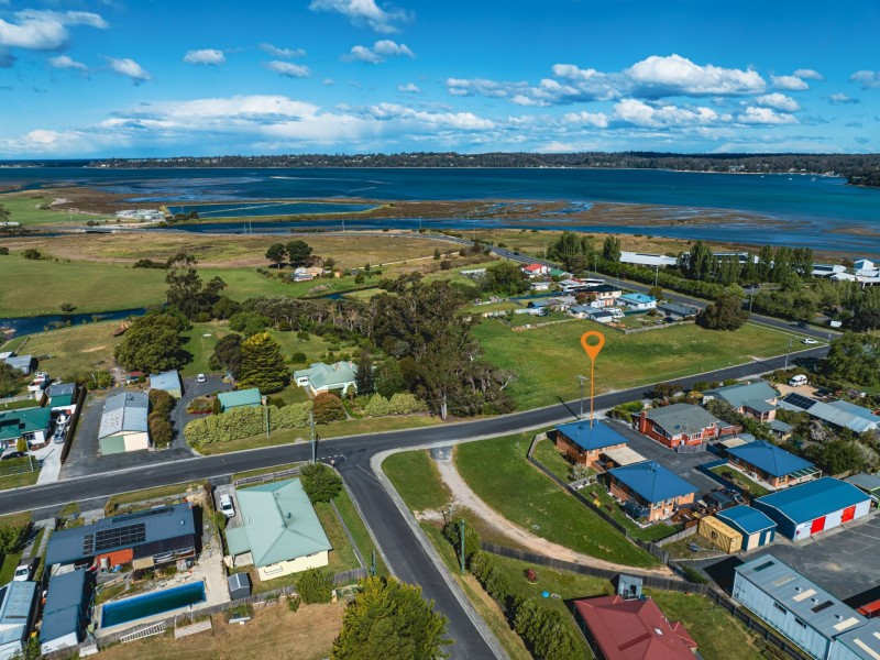 Unit 2/13 Cameron Street, St Helens TAS 7216