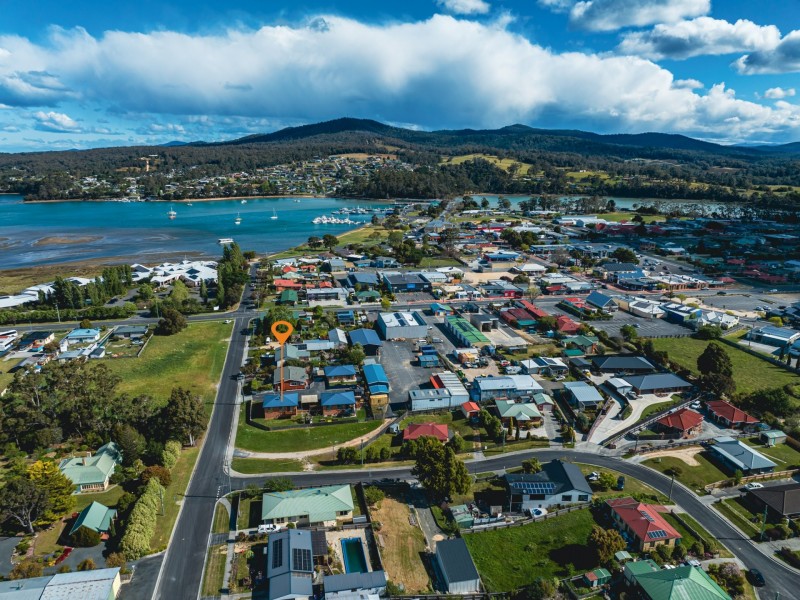 Unit 2/13 Cameron Street, St Helens TAS 7216