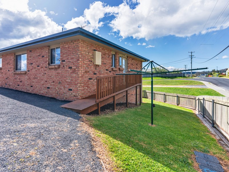 Unit 2/13 Cameron Street, St Helens TAS 7216