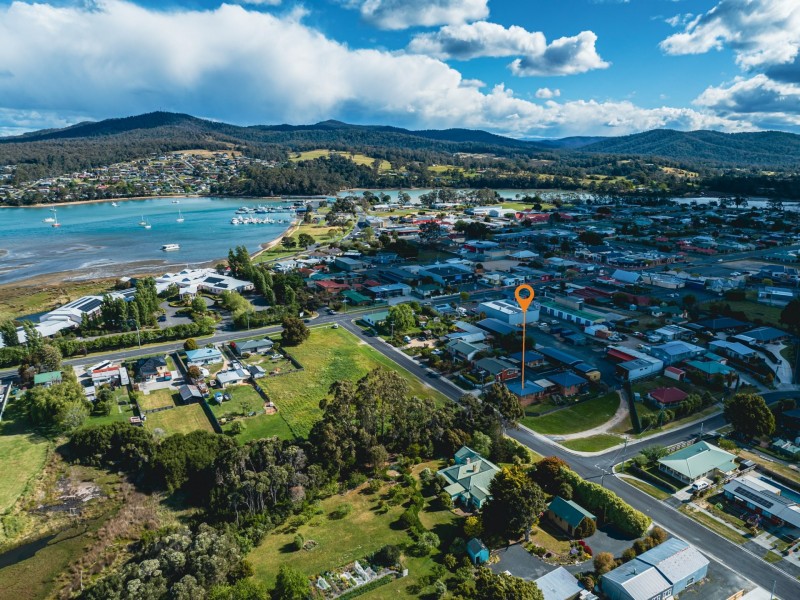 Unit 2/13 Cameron Street, St Helens TAS 7216