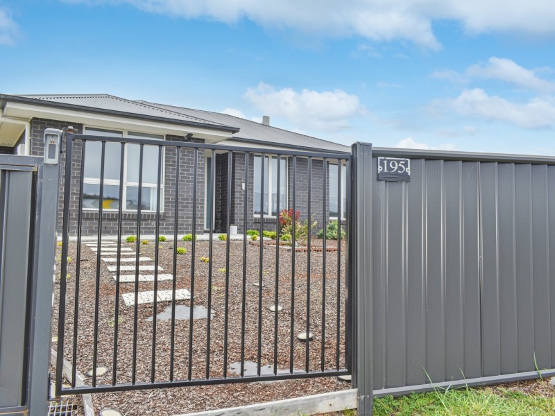 195 Hazards View Drive, Coles Bay TAS 7215