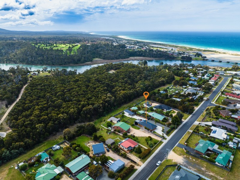 18 Cherrywood Drive, Scamander TAS 7215