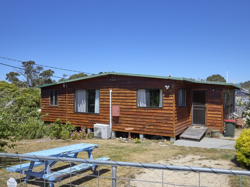 11 Weily Avenue, Bicheno TAS 7215