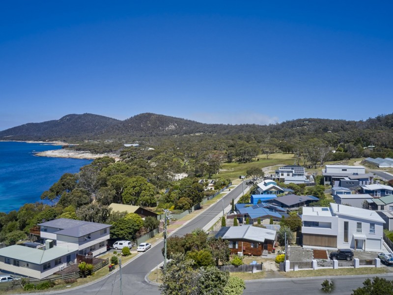 11 Weily Avenue, Bicheno TAS 7215