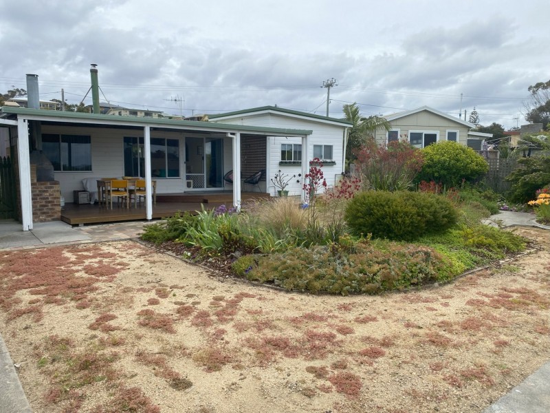 137 Scamander Avenue, Scamander TAS 7215