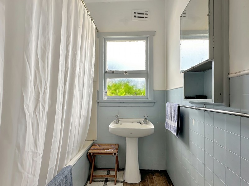 16 Scamander Avenue, Scamander TAS 7215