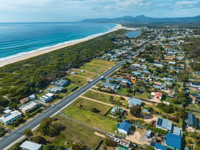 16 Scamander Avenue, Scamander TAS 7215